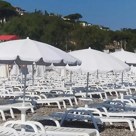 Casuzza Sicilia Bedda Vakantiehuis *